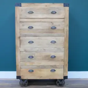 DU Chest Of Drawers