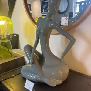 Ceramic Grey Lady